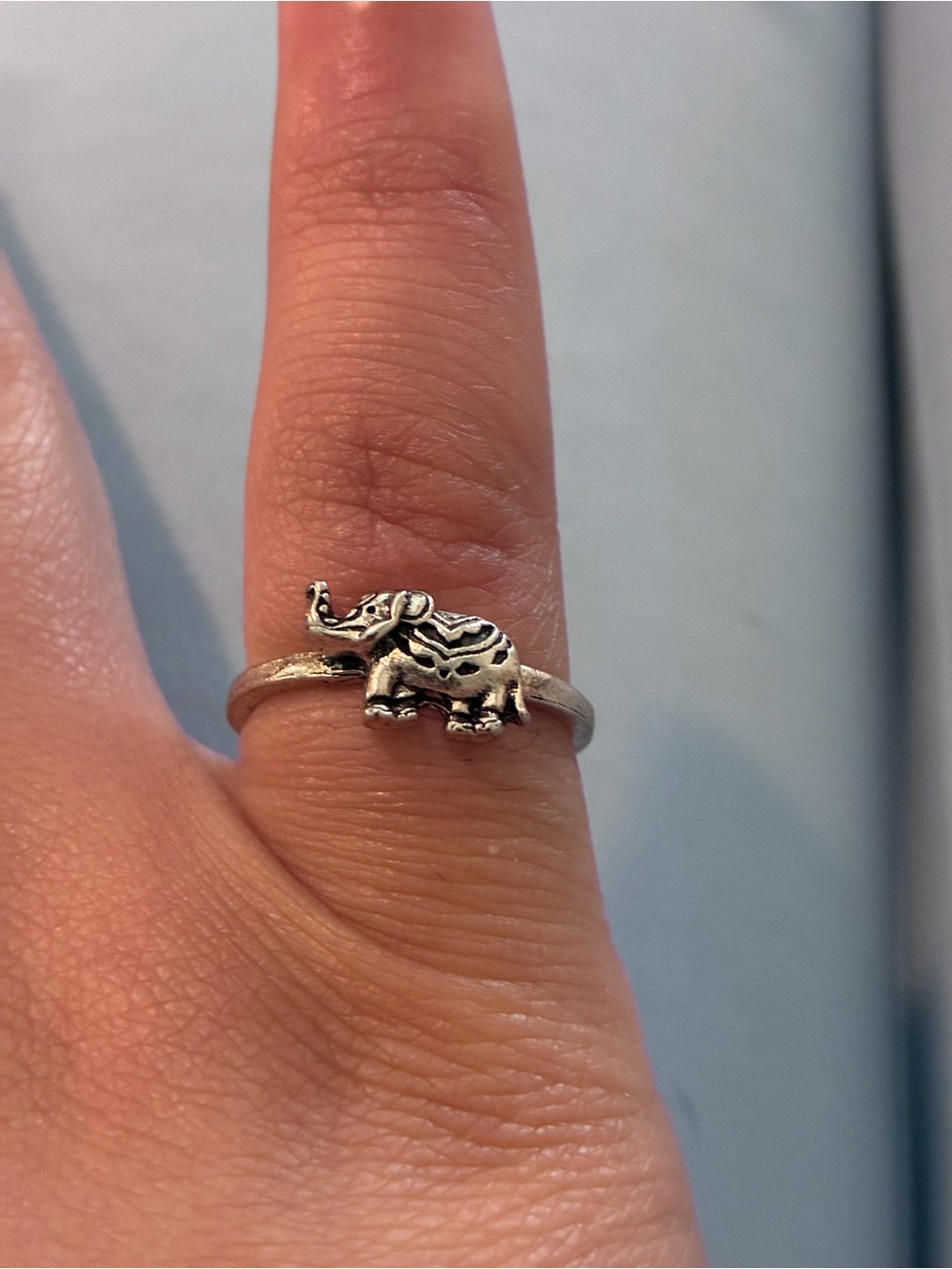 Silver Elephant Ring - Picture 2 of 3